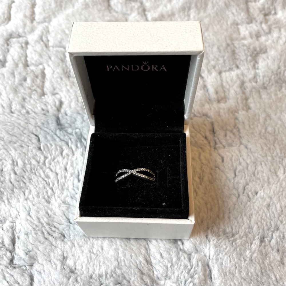 Pandora Crossing Paths Ring